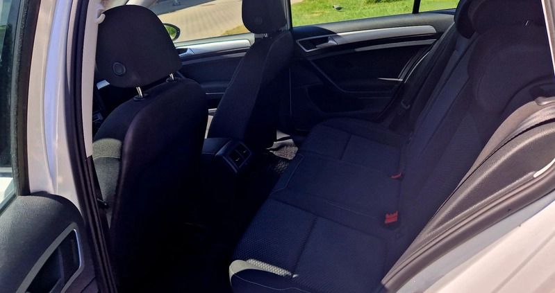 Volkswagen Golf cena 46500 przebieg: 239000, rok produkcji 2020 z Sompolno małe 37